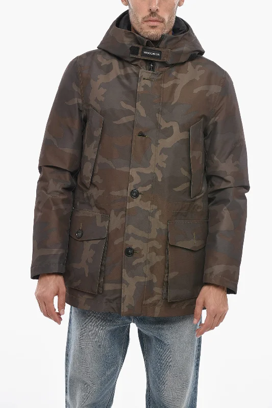Men coats with a zip - out lining for easy cleaning and versatilityWoolrich Camouflage Utility Down Jacket with Hood