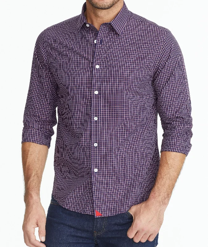 Men's long sleeve classic fit polo shirts with embroidered logosWrinkle-Free Graach Shirt