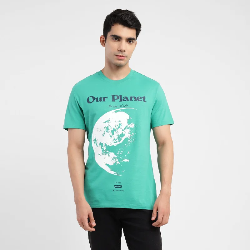 Men's smart - casual checkered t - shirts for semi - formal occasionsLevi's® Crew Neck Tee