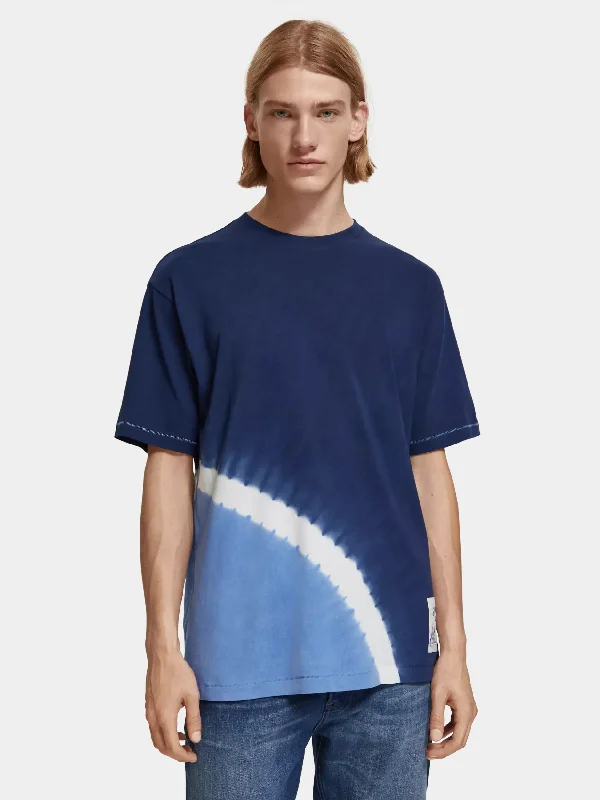 Men's stretchable athletic polo shirts for fitness workoutsRegular-fit tie-dyed t-shirt