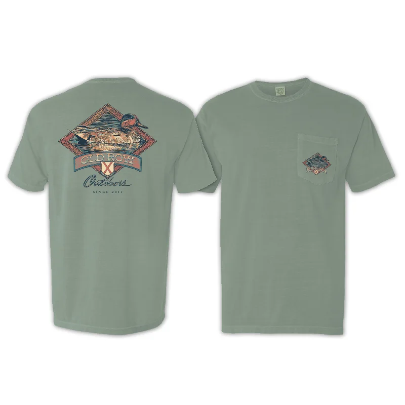 Men's mock - neck t - shirts with a modern and sleek styleThe Sitting Duck Pocket Tee